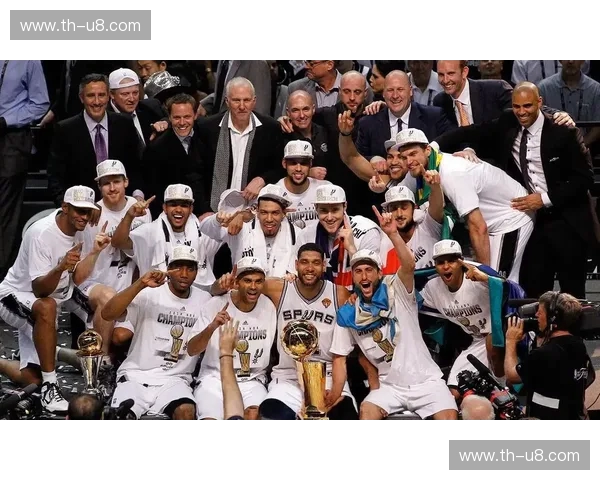 当GDP传奇遇上金州王朝：马刺vs勇士，一场永恒的篮球史诗